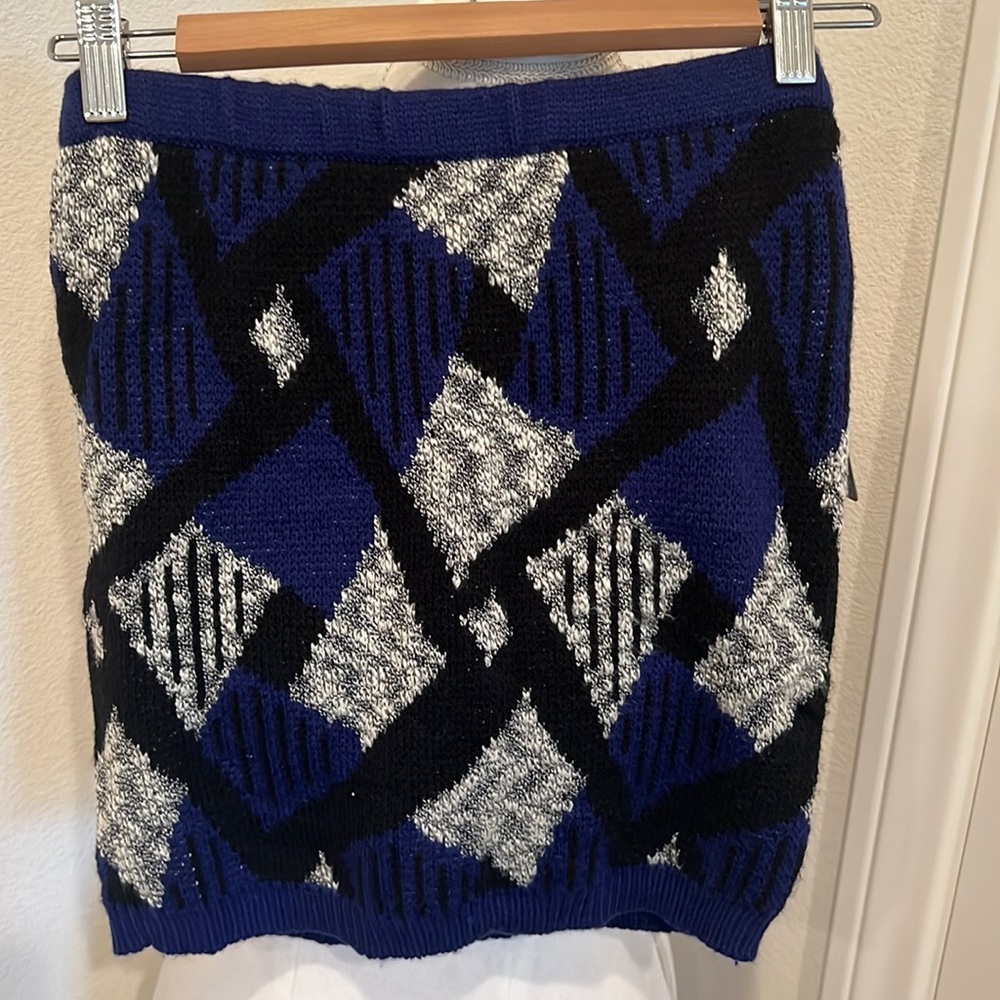 NWT Forever 21 Mini Skirt - Size S